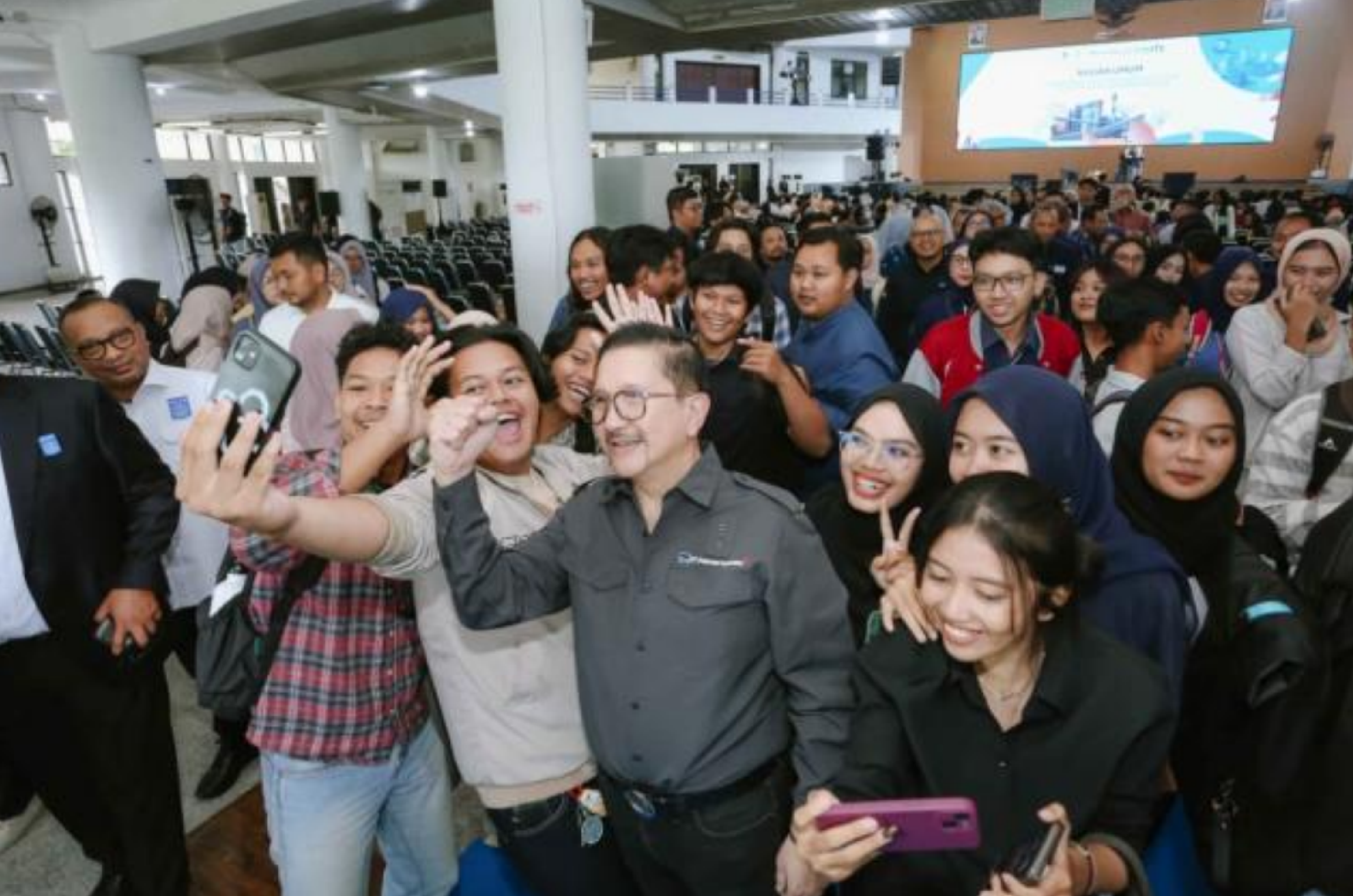 Presdir Freeport Kuliah Umum di ITS