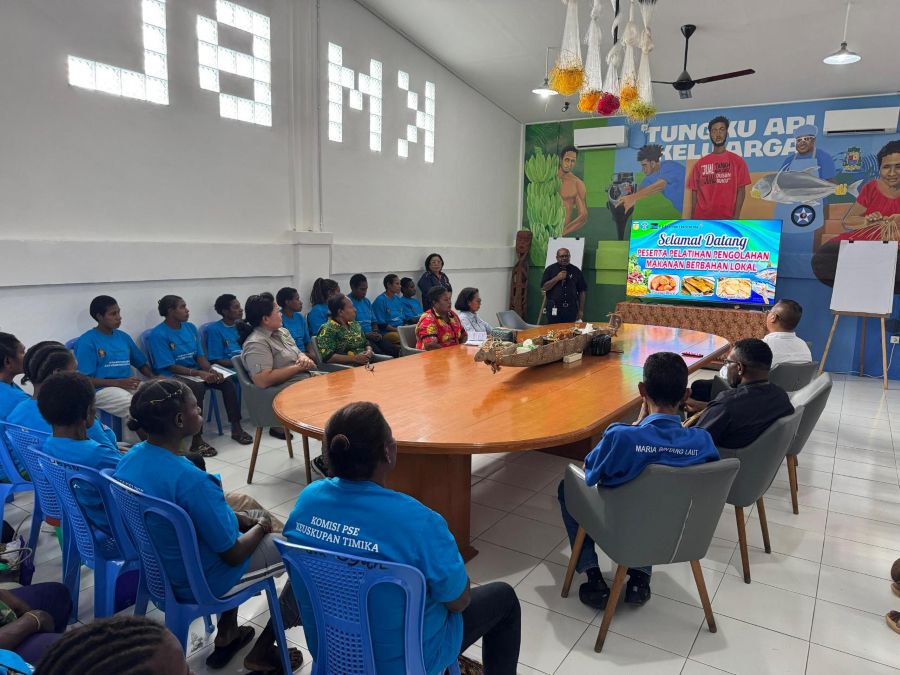 PTFI SVP of Sustainable Development, Nathan Kum, opened the Local Food Processing Training