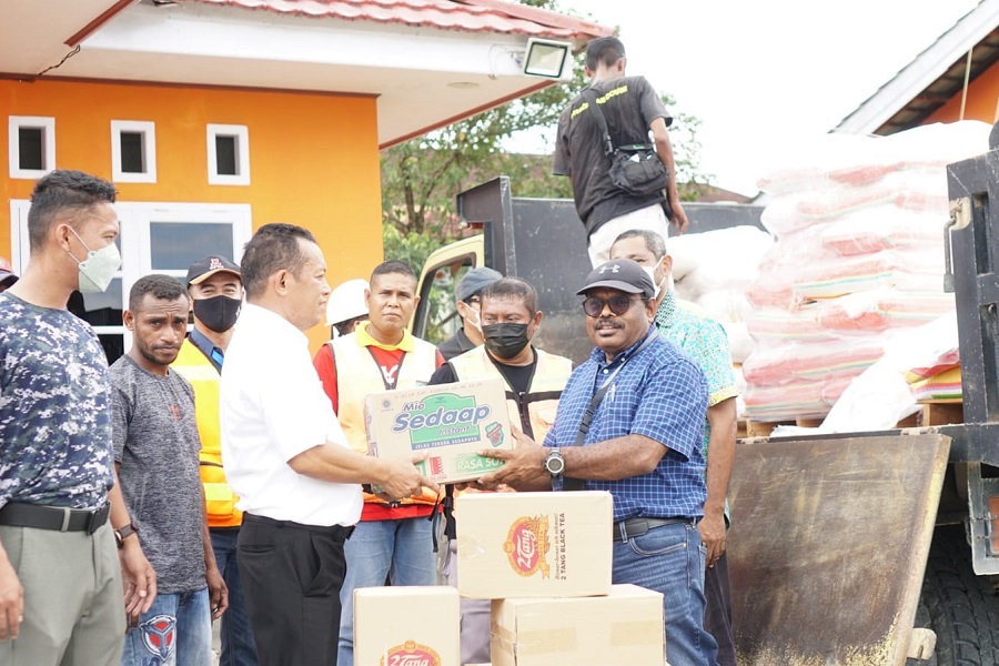 PT Freeport Indonesia Provides 4 Tons of Humanitarian Aid to Amar - Atuka Floods Victims